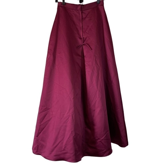 Mori Lee by Madeline Gardner Wine Burgundy Long A-Line Skirt Size 7/8 - Picture 3 of 6